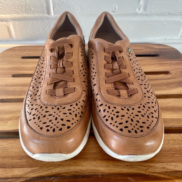 Earth Nimble Viva Leather Sand Brown Sneakers with comfort footbed, quiet luxury - Picture 8 of 12